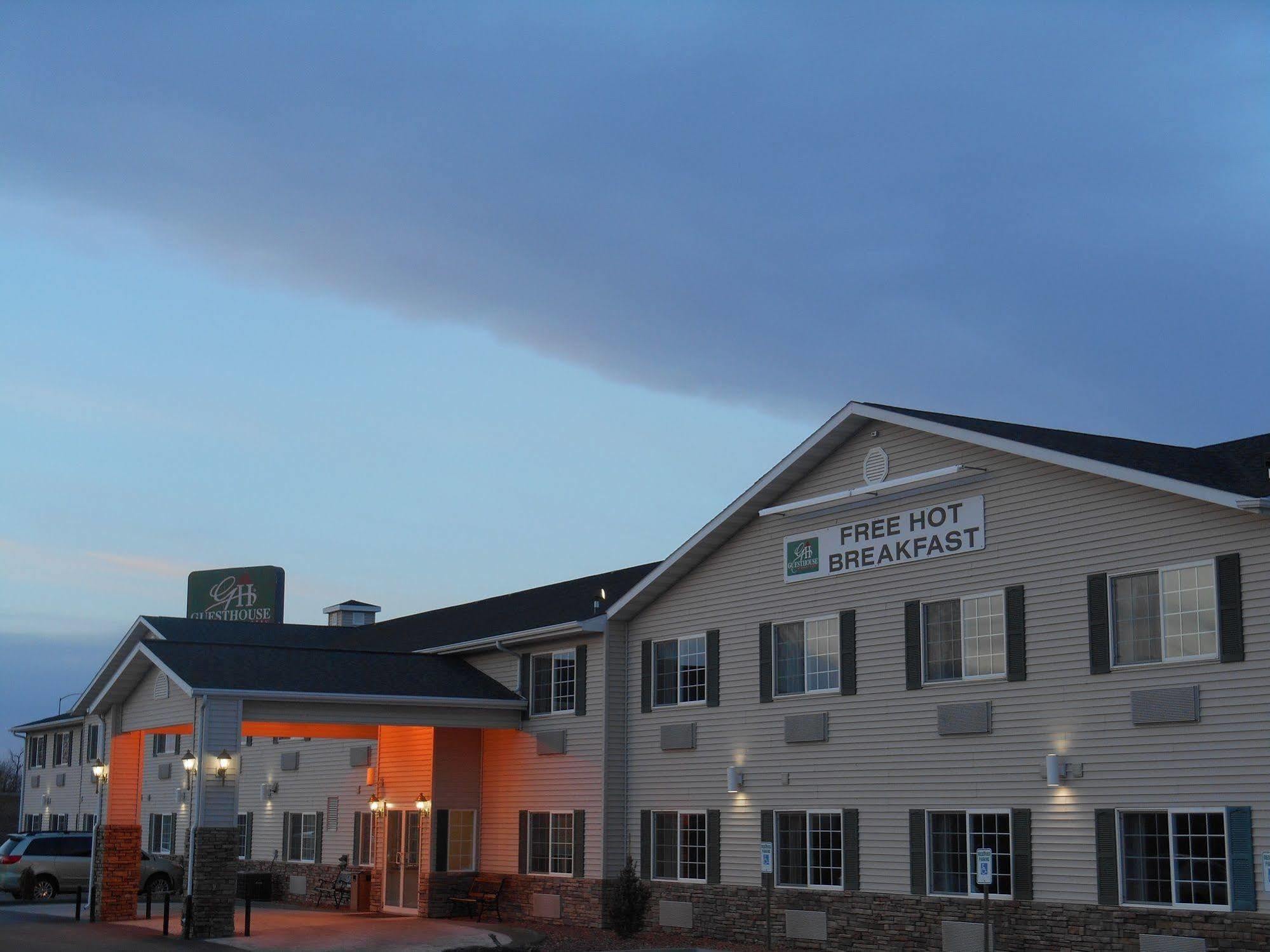 Fairbridge Inn And Suites - Miles City Exterior foto