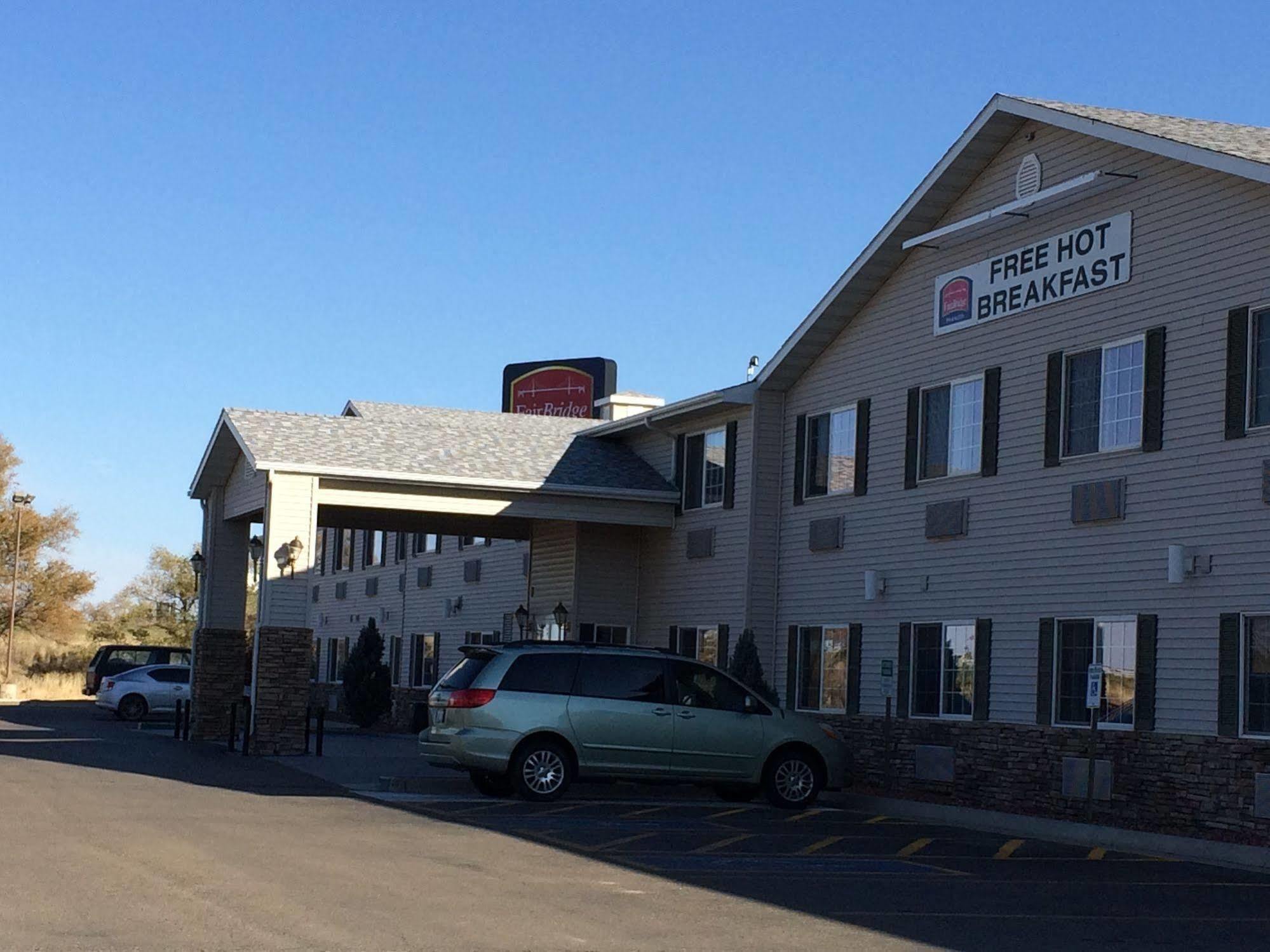 Fairbridge Inn And Suites - Miles City Exterior foto